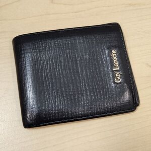 Guy Laroche Leather Bifold Wallet | Black Classic Slim Wallet
